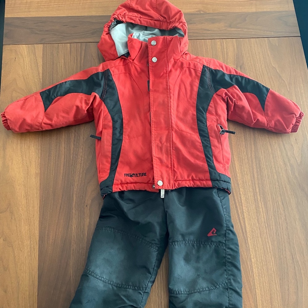 3T snow suit